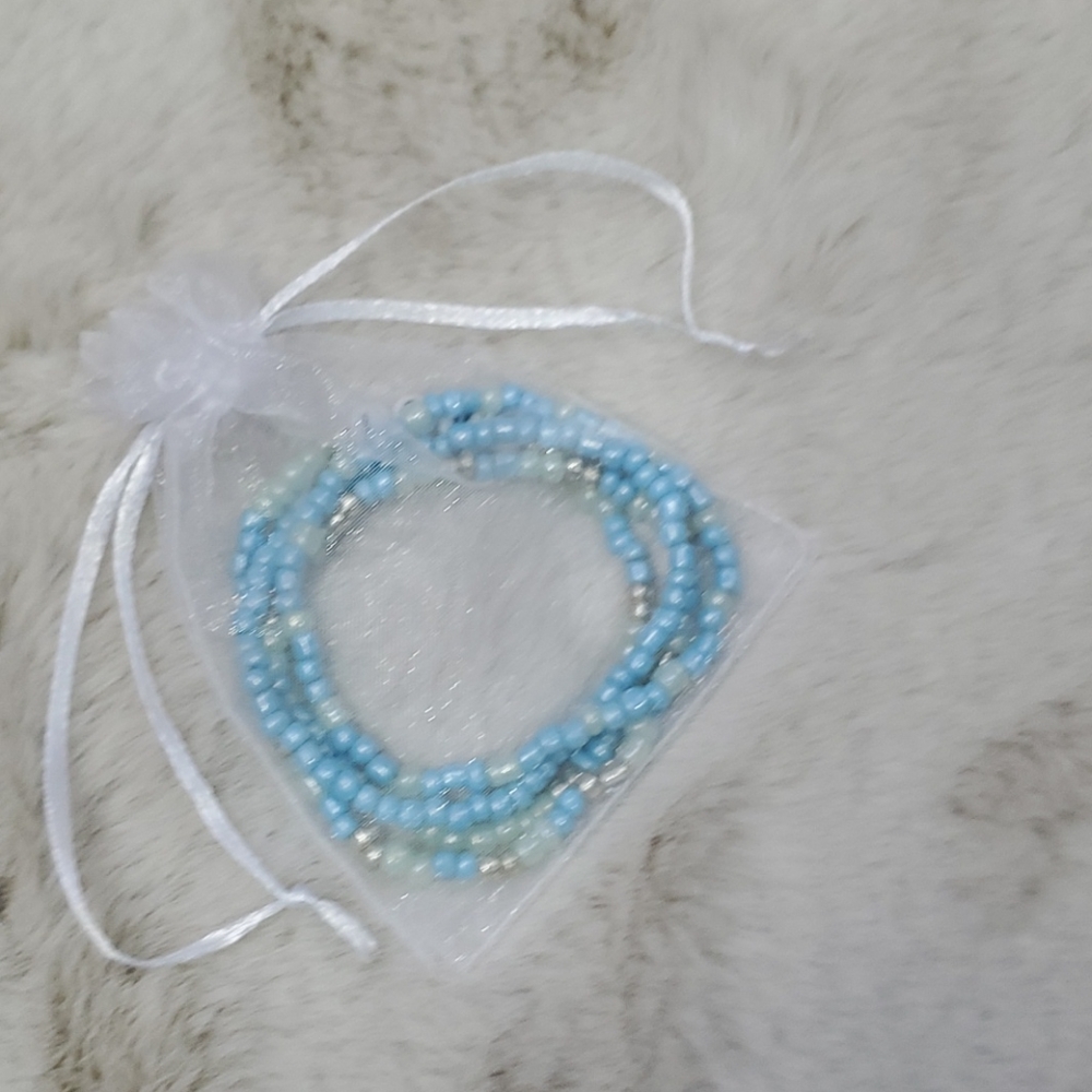 *NEW* Handmade  Stretchy Beaded Bracelet - Picture 6 of 7